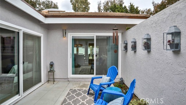204 Calle Del Juego, San Clemente CA: https://media.crmls.org/medias/41068a18-f4d9-43ea-b259-30a84dd2ffde.jpg