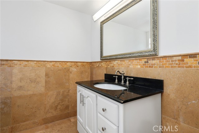 Detail Gallery Image 33 of 45 For 21841 Zuni, Lake Forest,  CA 92630 - 4 Beds | 2/1 Baths