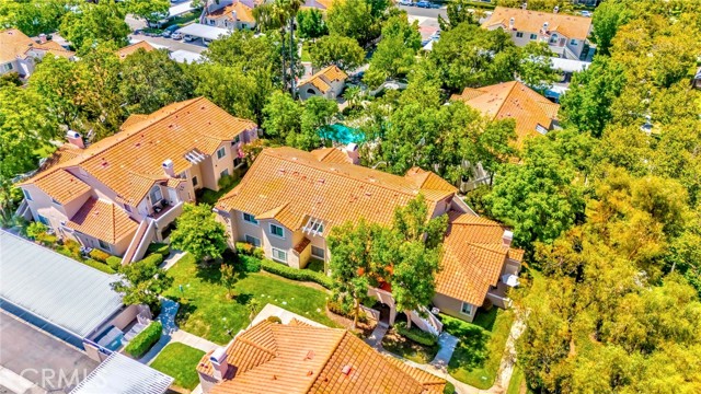 31 Gaviota, Rancho Santa Margarita CA: https://media.crmls.org/medias/41070512-e810-4e1c-b614-311c6cf765ae.jpg