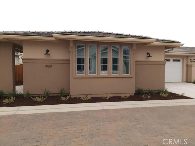 1433 Ronald Way, Oceano CA: https://media.crmls.org/medias/41070f8c-b1b9-4f9b-b351-05c332009409.jpg