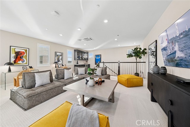 Detail Gallery Image 39 of 46 For 163 Crossover, Irvine,  CA 92618 - 4 Beds | 3/1 Baths