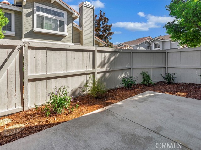 Detail Gallery Image 33 of 40 For 13596 Sweetshade, Tustin,  CA 92782 - 3 Beds | 2/1 Baths