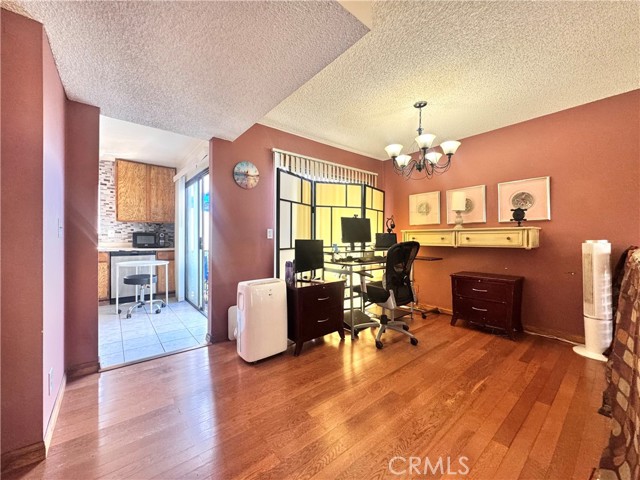 Detail Gallery Image 7 of 21 For 9620 Sepulveda Bld #39,  North Hills,  CA 91343 - 2 Beds | 2/1 Baths