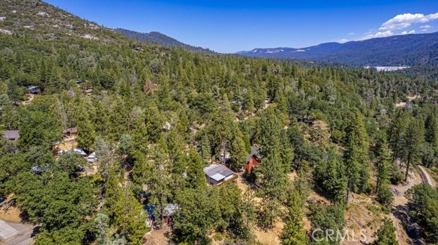 35853 Sierra Linda Drive, Wishon CA: https://media.crmls.org/medias/4107d7aa-5026-419b-bee6-155220447f2d.jpg