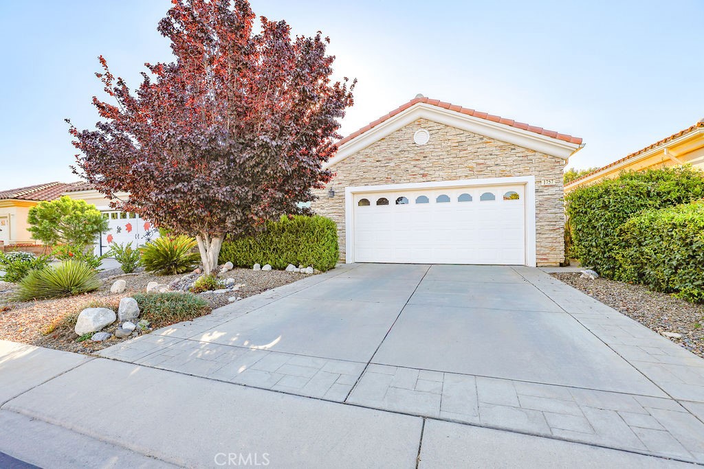 1757 Desert Poppy Lane