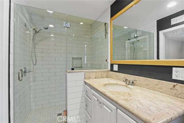 Detail Gallery Image 15 of 29 For 7591 Quebec Dr, Huntington Beach,  CA 92648 - 5 Beds | 3 Baths