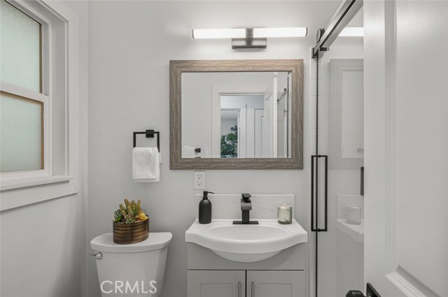 23 65th Place, Long Beach CA: https://media.crmls.org/medias/4108c7b9-b97a-49d9-8050-5f0ea9143be5.jpg