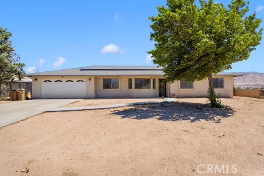 Detail Gallery Image 2 of 23 For 8755 Lassen Ave, Hesperia,  CA 92345 - 3 Beds | 2 Baths