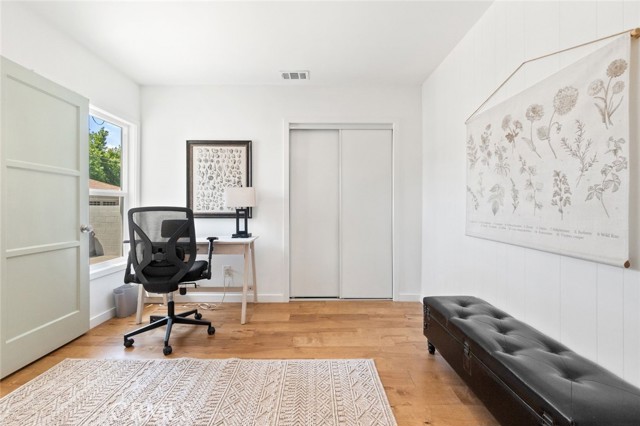 6202 Arbor Road, Lakewood CA: https://media.crmls.org/medias/410b311e-a117-4b9b-ae94-59c2fbc17cca.jpg