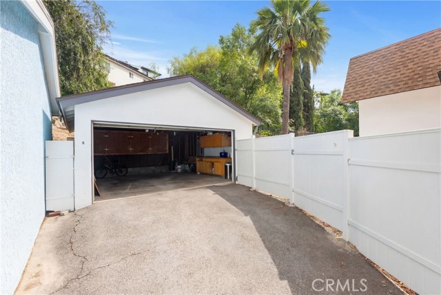 Detail Gallery Image 44 of 44 For 22632 Cass, Woodland Hills,  CA 91364 - 3 Beds | 2 Baths