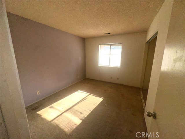 30001 Caddy Lane, Tehachapi CA: https://media.crmls.org/medias/410b98bd-1eeb-4ff4-883f-570e0a5cda10.jpg
