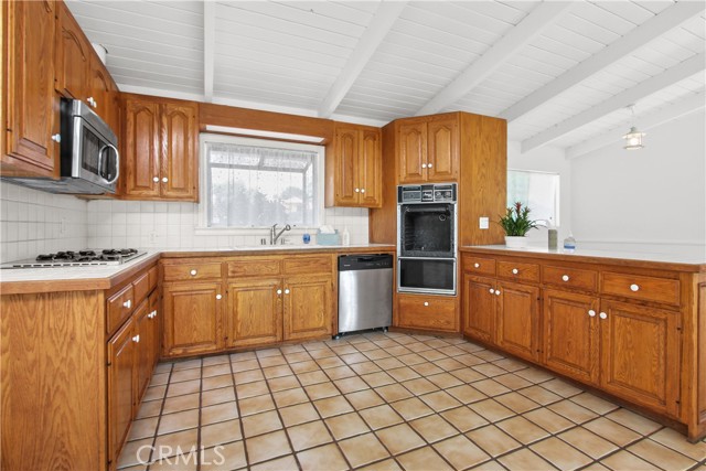 17402 Chase Street photo 4