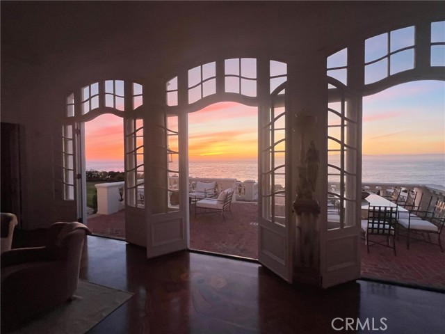 605 Paseo Del Mar, Palos Verdes Estates CA: https://media.crmls.org/medias/410cfbd8-3836-4260-93ea-4c9e521df508.jpg
