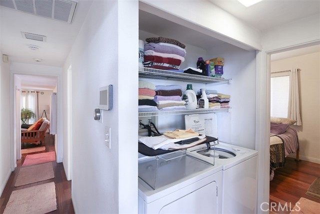 3953 Santa Carlotta, La Crescenta CA: https://media.crmls.org/medias/410dc9c3-fc93-4fe8-bd98-297fa7190f50.jpg