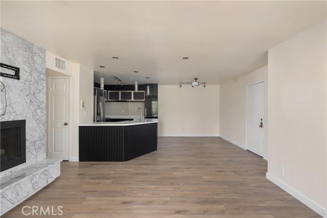 3665 S Bear Street, Santa Ana CA: https://media.crmls.org/medias/410de94e-c8ba-4662-b93b-a1d7a1cff0e1.jpg