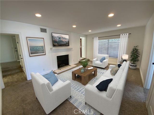 Detail Gallery Image 12 of 21 For 2137 Channel Rd, Newport Beach,  CA 92661 - 4 Beds | 2/1 Baths