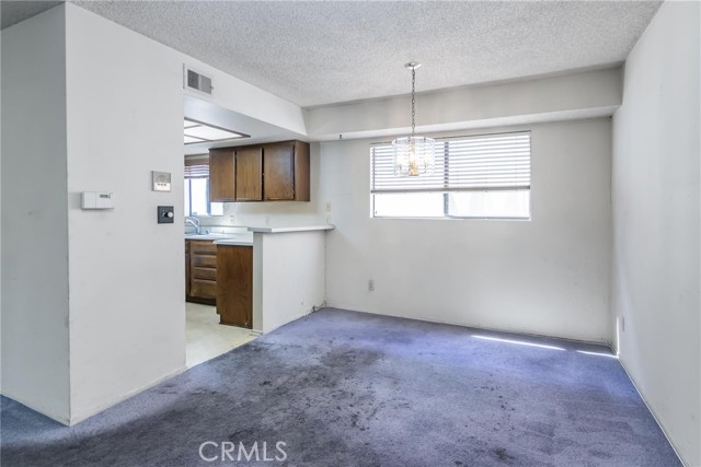 Detail Gallery Image 8 of 18 For 13203 Vanowen St #8,  North Hollywood,  CA 91605 - 2 Beds | 3 Baths