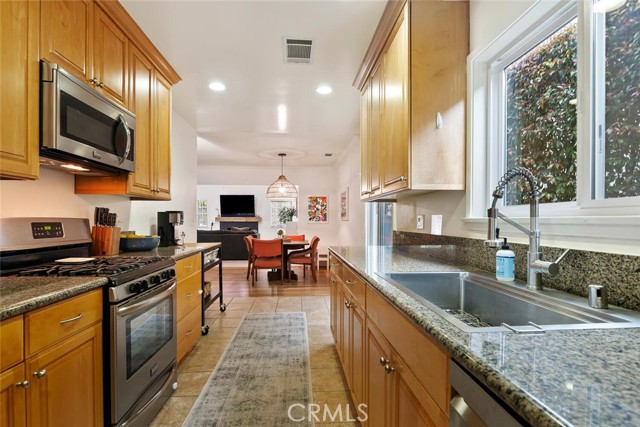 Image 12 of 42 For 22939 Lull Street