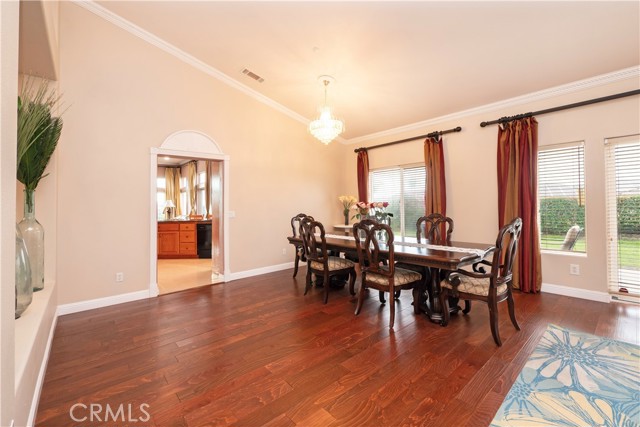 Detail Gallery Image 15 of 62 For 5996 Omega St, Riverside,  CA 92506 - 4 Beds | 3 Baths