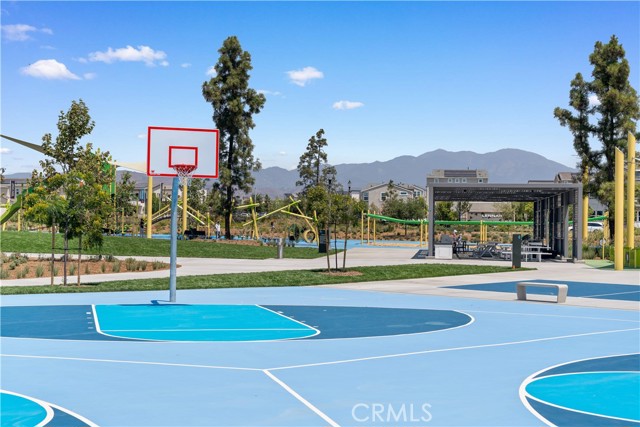 270 Sora, Irvine CA: https://media.crmls.org/medias/41119d5a-37a7-4ba4-b12f-b520e4914313.jpg