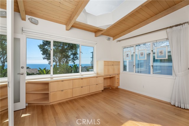 Detail Gallery Image 36 of 40 For 31685 3rd Ave, Laguna Beach,  CA 92651 - 2 Beds | 2 Baths