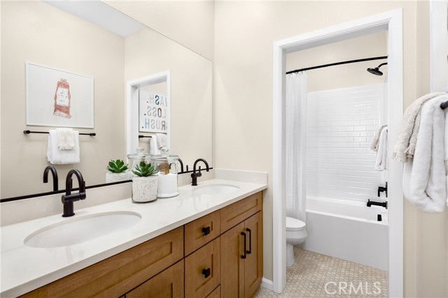 Detail Gallery Image 11 of 22 For 30608 Paul Ln, Winchester,  CA 92596 - 4 Beds | 3 Baths