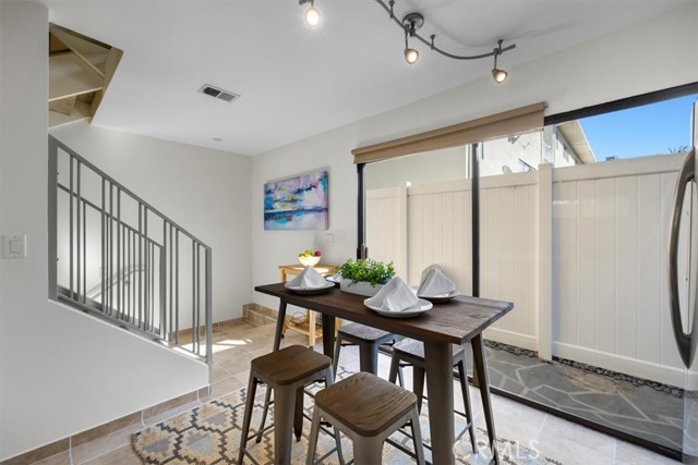 1140 Manhattan Beach Boulevard, Manhattan Beach, California 90266, 2 Bedrooms Bedrooms, ,2 BathroomsBathrooms,Residential,Sold,Manhattan Beach,SB23024904