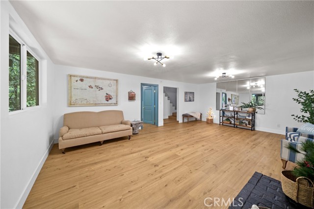 22384 Crest Forest Road, Cedarpines Park CA: https://media.crmls.org/medias/4112e737-a51e-4786-9d61-a8a919ebd38d.jpg