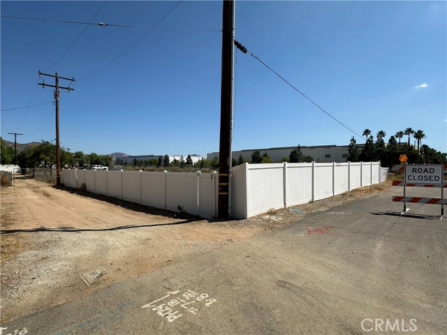 Detail Gallery Image 3 of 7 For 16958 Indian St, Moreno Valley,  CA 92551 - – Beds | – Baths