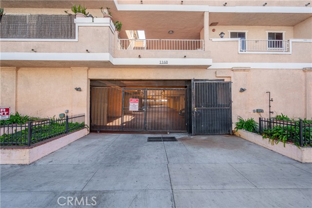 Detail Gallery Image 29 of 36 For 1168 E 10th St #213,  Long Beach,  CA 90813 - 2 Beds | 2 Baths
