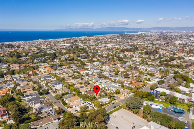 1350 Curtis Avenue, Manhattan Beach, California 90266, 3 Bedrooms Bedrooms, ,1 BathroomBathrooms,Residential,Sold,Curtis,SB23033772