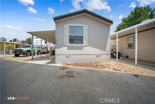 348 Petrol Rd #366, Bakersfield CA: https://media.crmls.org/medias/411501c4-95b9-4650-9c20-f933defd79df.jpg
