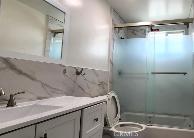 Detail Gallery Image 3 of 22 For 914 Delaware St a,  Huntington Beach,  CA 92648 - 2 Beds | 1/1 Baths