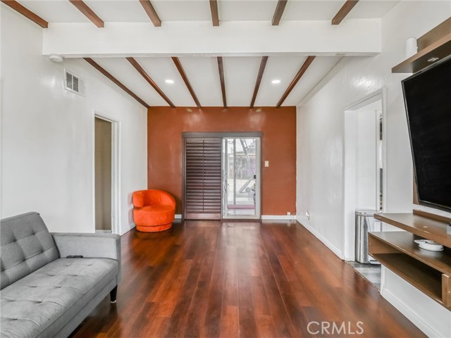 1401 W 165th Street, Compton CA: https://media.crmls.org/medias/41150d2f-d53f-4c4a-912c-d430a0cc4cf7.jpg