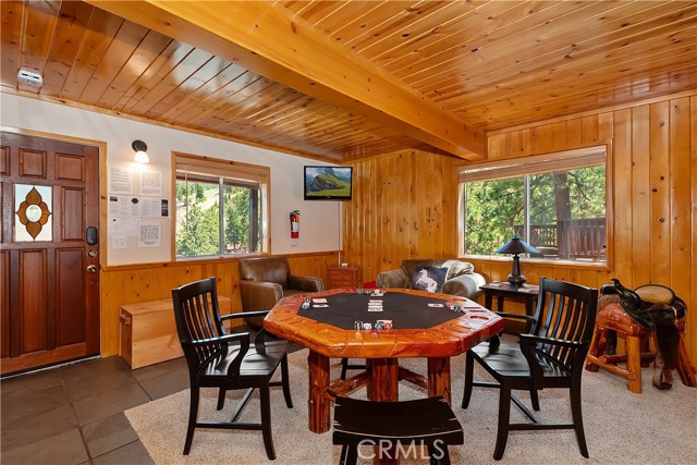 Detail Gallery Image 25 of 50 For 1362 Balsam Dr, Big Bear Lake,  CA 92315 - 4 Beds | 3 Baths