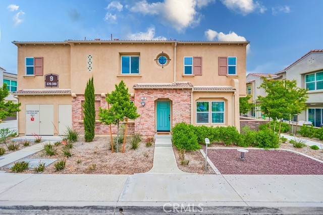 Detail Gallery Image 1 of 33 For 7155 Citrus Ave #376,  Fontana,  CA 92336 - 3 Beds | 2/1 Baths