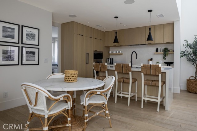 Detail Gallery Image 5 of 17 For 422 1/2 Larkspur Ave, Corona Del Mar,  CA 92625 - 2 Beds | 2/1 Baths