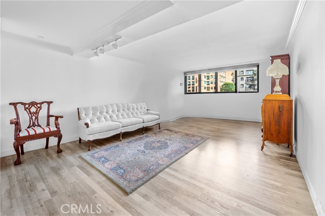 10535 Wilshire Boulevard, Los Angeles CA: https://media.crmls.org/medias/4117db45-967b-4823-b2c0-bb7e52cd64f9.jpg