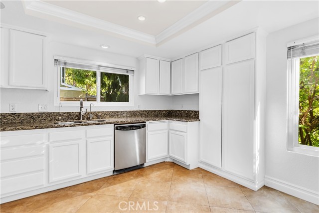 Detail Gallery Image 10 of 46 For 22 Rosewood, Aliso Viejo,  CA 92656 - 3 Beds | 2/1 Baths