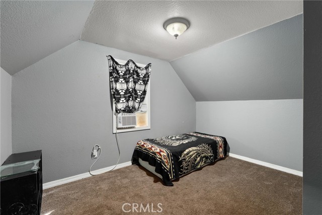 1225 Floral Avenue, Oroville CA: https://media.crmls.org/medias/41195a63-f6ba-4a24-9237-0333be7d32cb.jpg