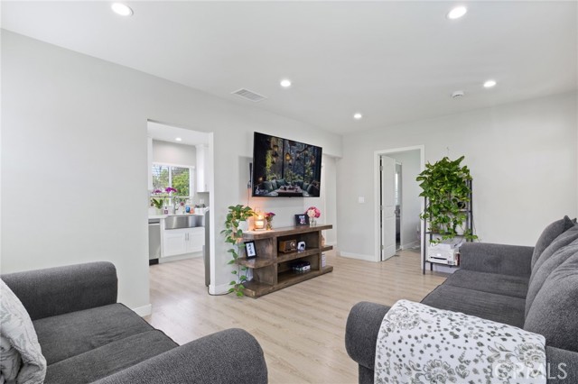 Detail Gallery Image 16 of 30 For 1835 Belmont, Pasadena,  CA 91103 - 2 Beds | 1 Baths