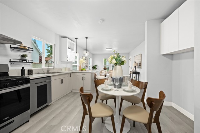 Detail Gallery Image 9 of 25 For 2461 Saint Pierre Ave, Altadena,  CA 91001 - 4 Beds | 2 Baths