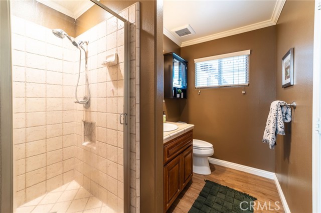 Detail Gallery Image 14 of 39 For 618 Thornhurst Ave, Glendora,  CA 91741 - 4 Beds | 3 Baths
