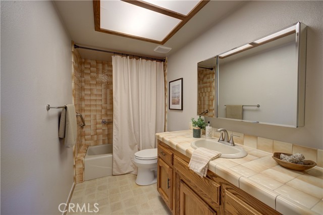 1629 Hillsboro Drive, Santa Maria CA: https://media.crmls.org/medias/411cc216-db7a-44da-817a-e0e7987c1929.jpg