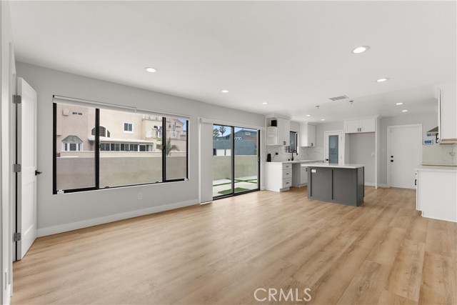 228 20th Street, Huntington Beach CA: https://media.crmls.org/medias/411d0d03-22cb-4a51-9e0f-60907e2c87ec.jpg