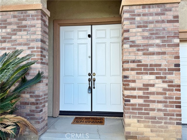 Detail Gallery Image 4 of 43 For 7213 Bay Bridge, Corona,  CA 92880 - 6 Beds | 4/1 Baths