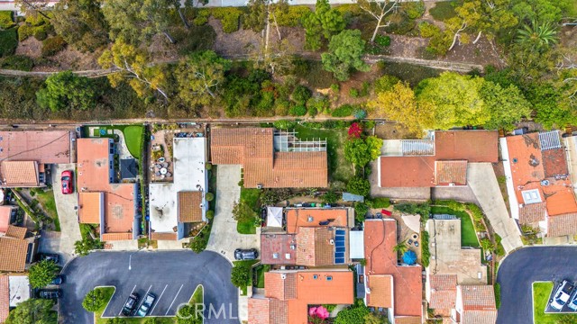 31121 Via Santo Tomas, San Juan Capistrano CA: https://media.crmls.org/medias/411f3cbd-bdda-43df-9572-67acb7771639.jpg