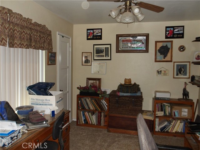 4034 Cottage Drive, San Bernardino CA: https://media.crmls.org/medias/411fe753-2cfc-4f32-8a3e-feebe688676a.jpg