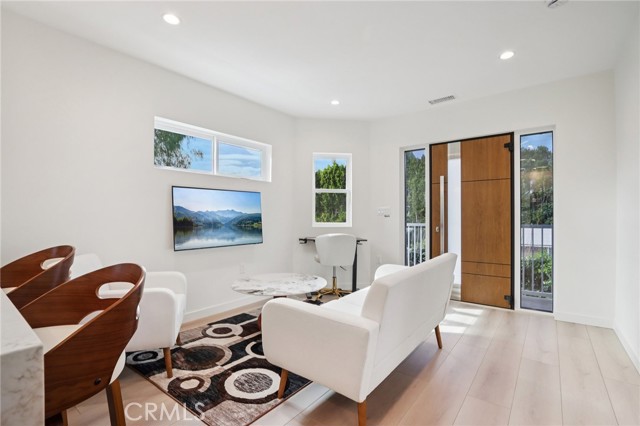 Detail Gallery Image 58 of 75 For 18320 Ingomar St, Reseda,  CA 91335 - – Beds | – Baths