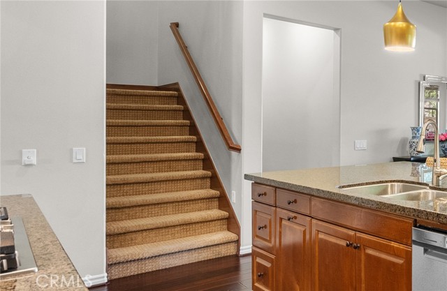 Detail Gallery Image 39 of 71 For 22385 Copper Mountain Ct, Saugus,  CA 91350 - 5 Beds | 5 Baths